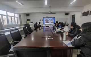 经济与管理学院（商学院）举行新进教师第二轮国家基金选题论证会